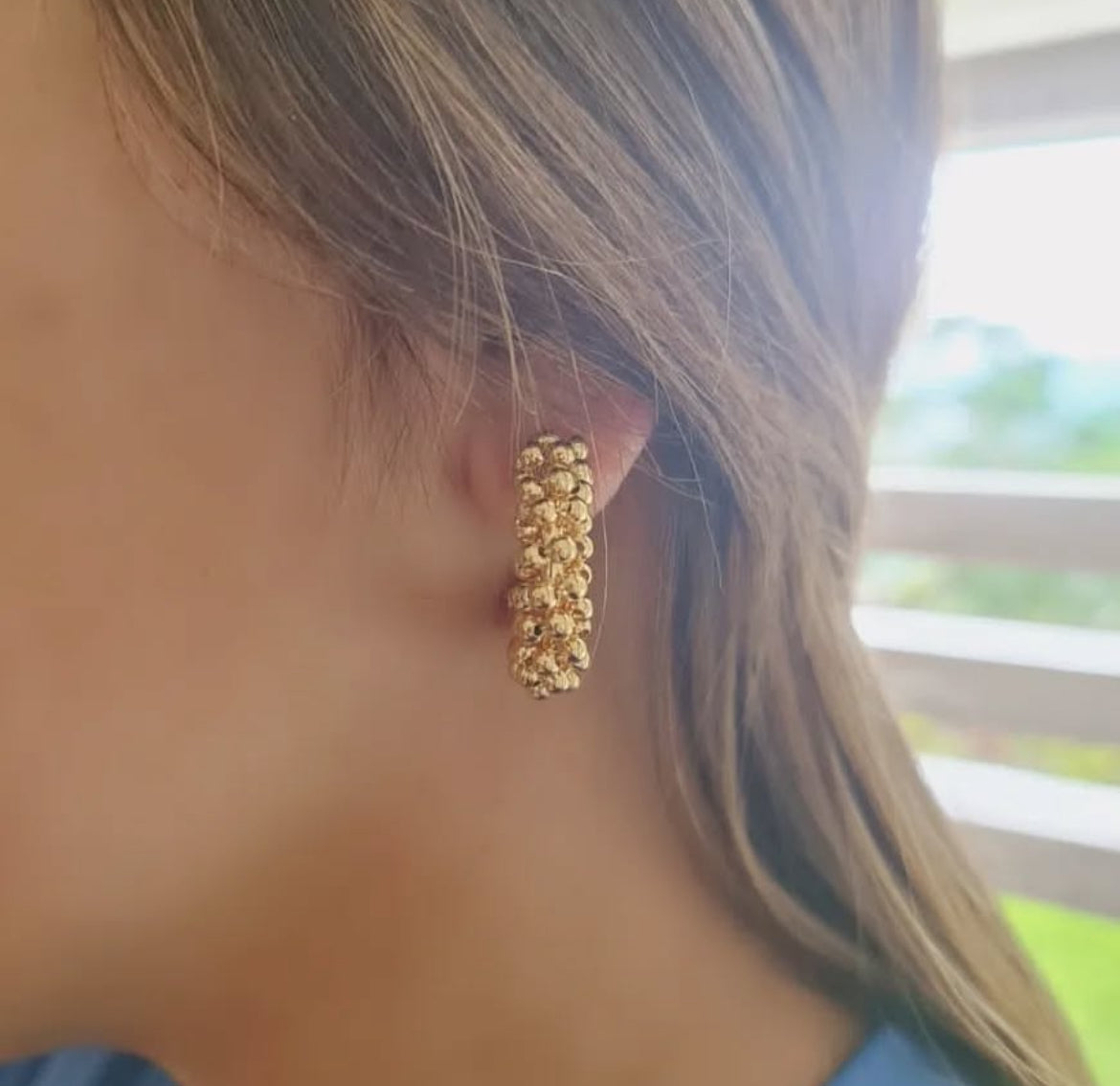 Isa Hoop Earrings
