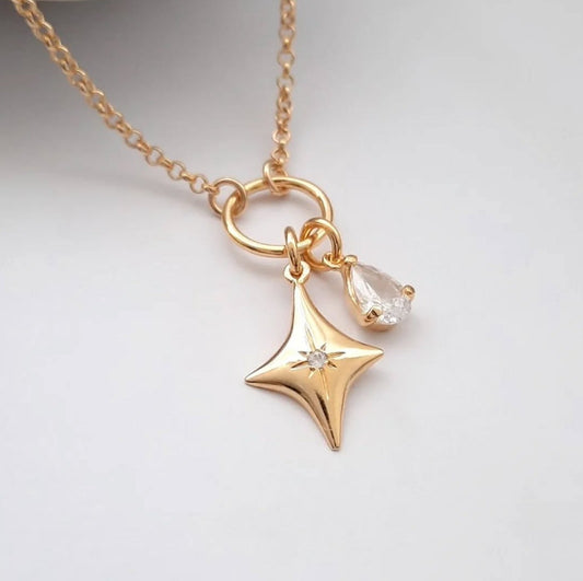 Estrella gold star pendant necklace with cubic zirconia charm